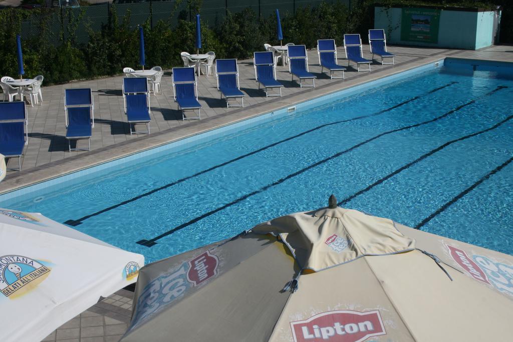 Camping Versilia Mare Ξενοδοχείο Λίντο ντι Καμαϊόρε Εξωτερικό φωτογραφία