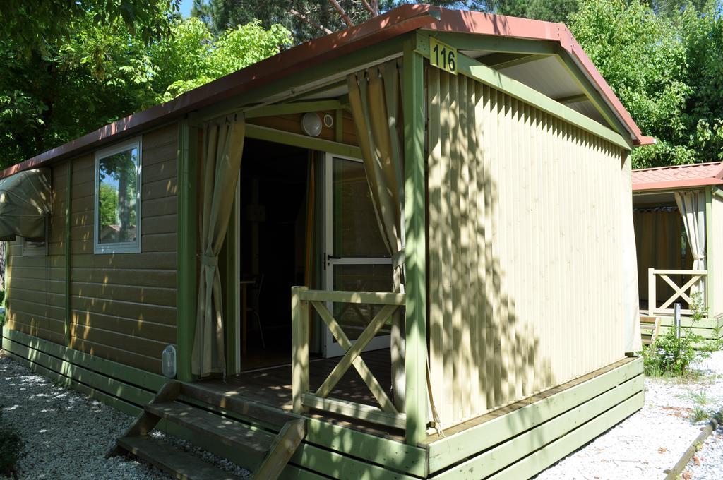 Camping Versilia Mare Ξενοδοχείο Λίντο ντι Καμαϊόρε Εξωτερικό φωτογραφία